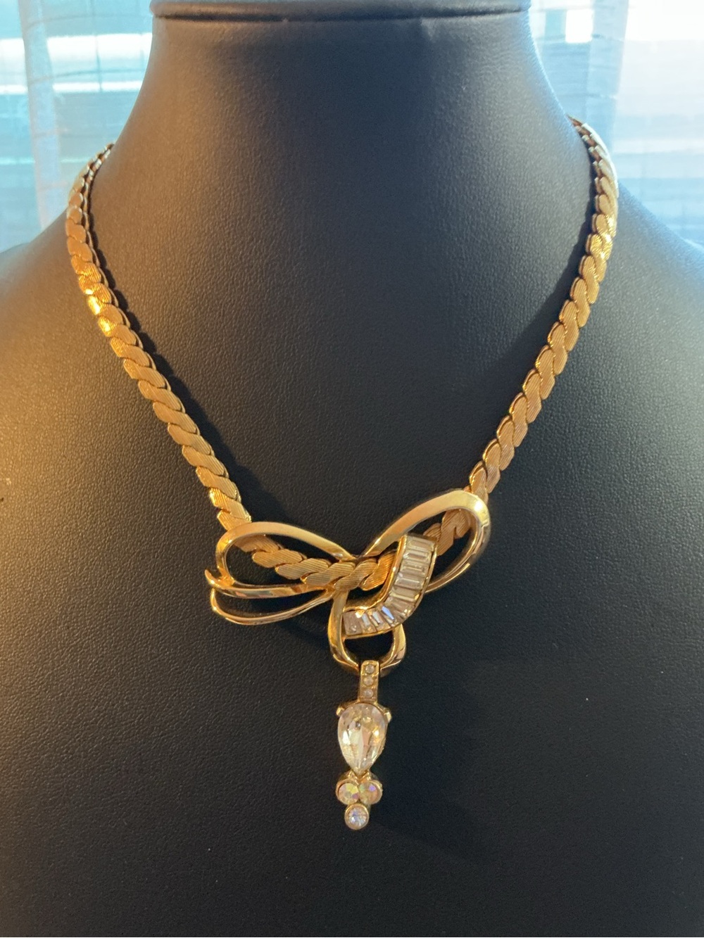 Baguette Rhinestone Ribbon Bow Vintage Gold Tone Coquette Glam Necklace